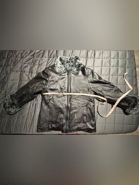 Women’s reversible black leather and gray fur lining